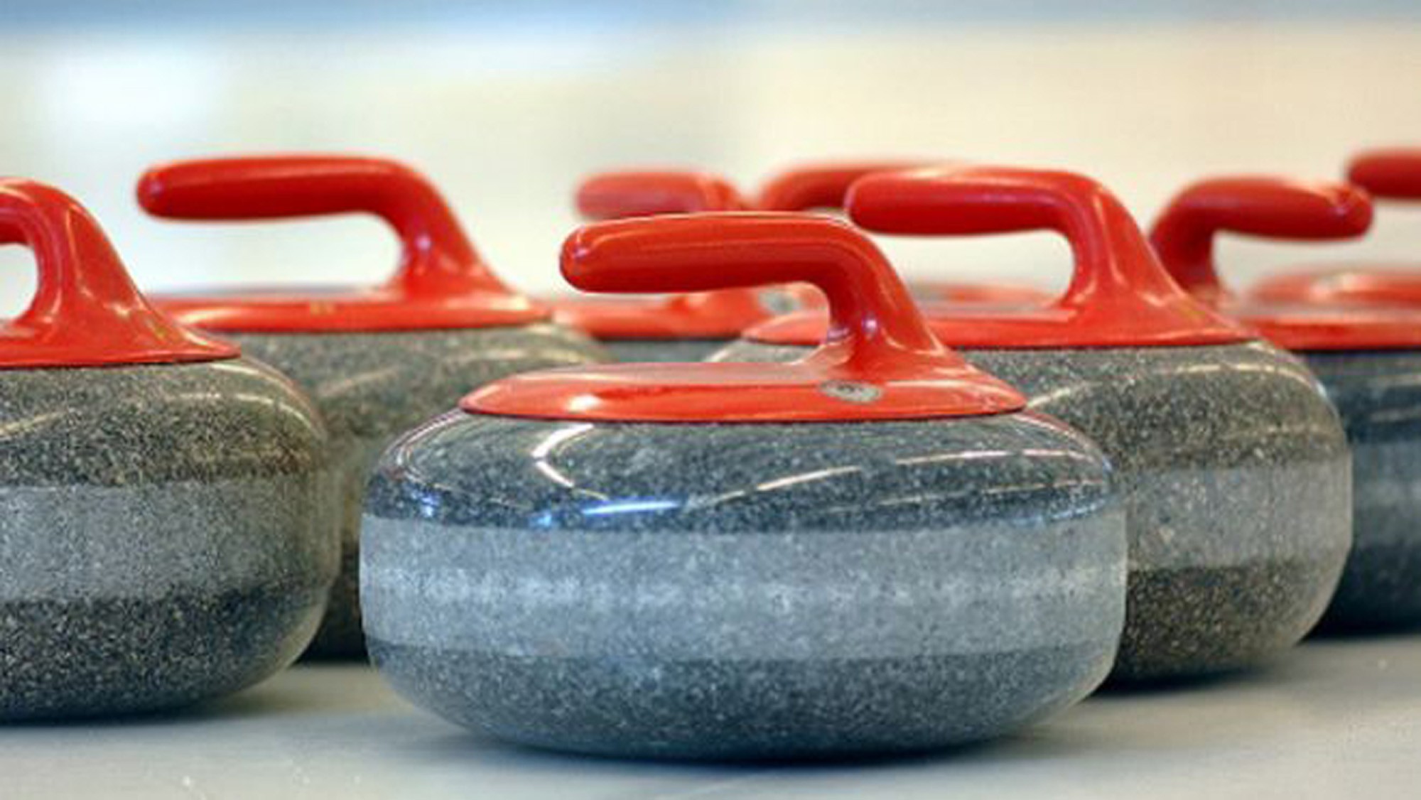 curling stones bg